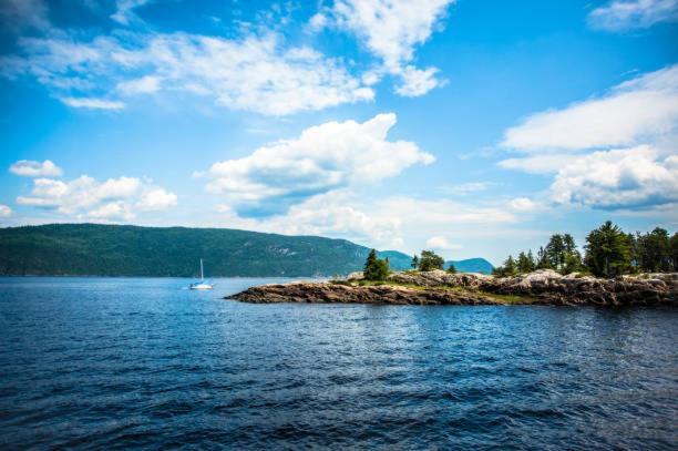Motel De L'Anse A L'Eau Tadoussac Eksteriør bilde