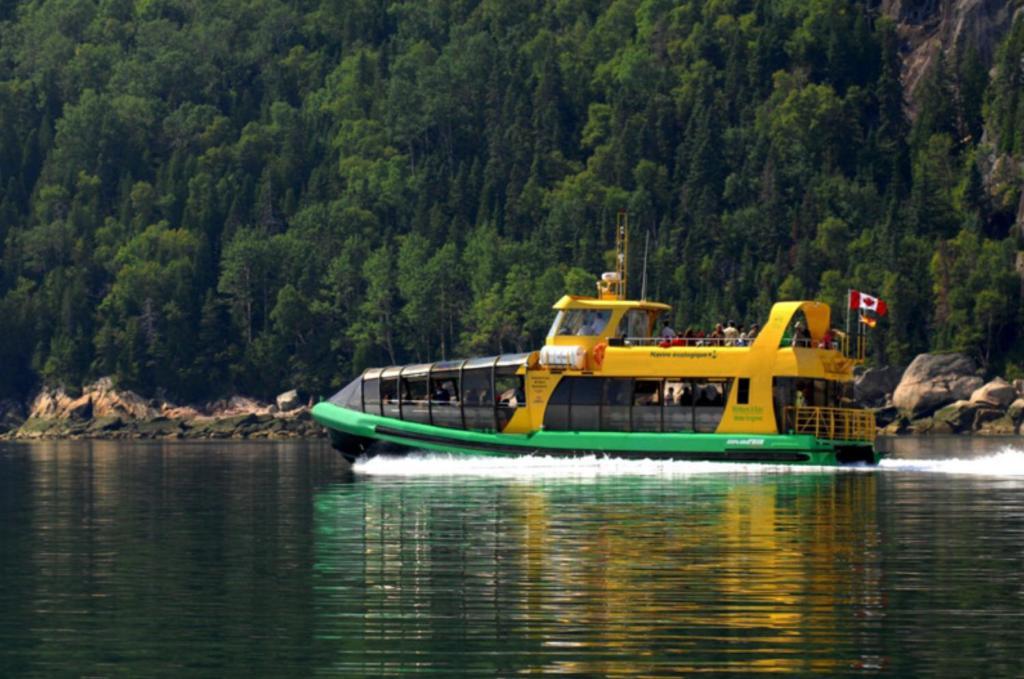 Motel De L'Anse A L'Eau Tadoussac Eksteriør bilde